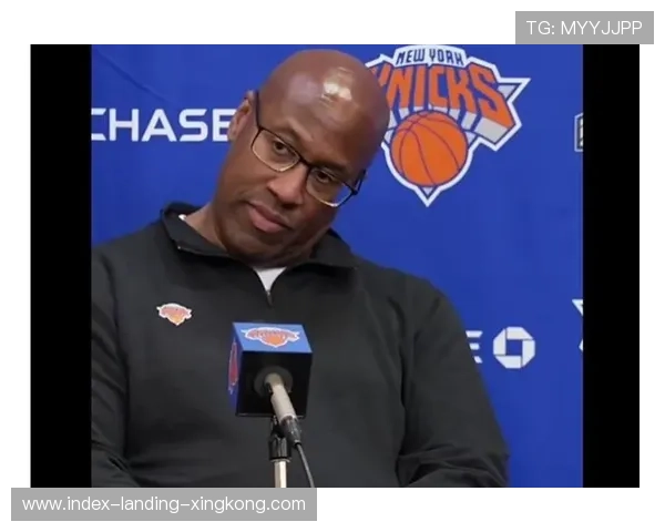 布朗用人掀风暴:球迷怒怼教练不放哈特的决定!